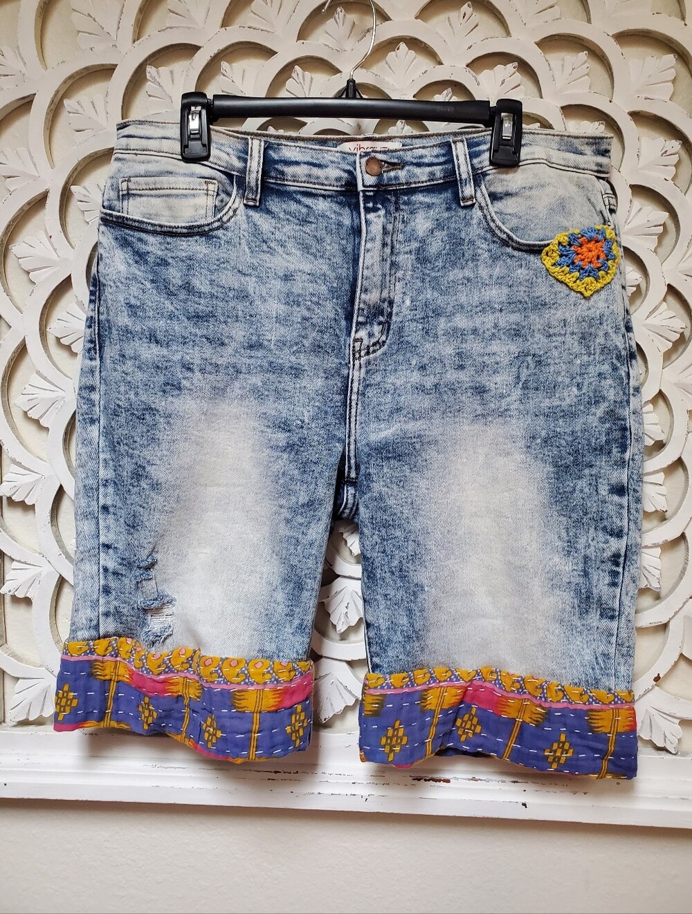 Vibrant Upcycled Kantha Hem Jean Shorts Size 15 Stretch Denim